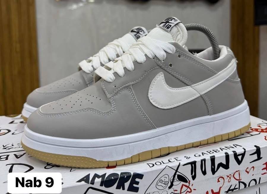 NIKE (1001)