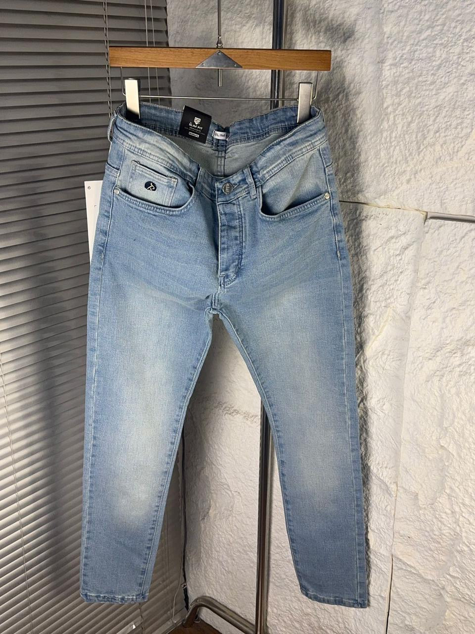 Slim fit