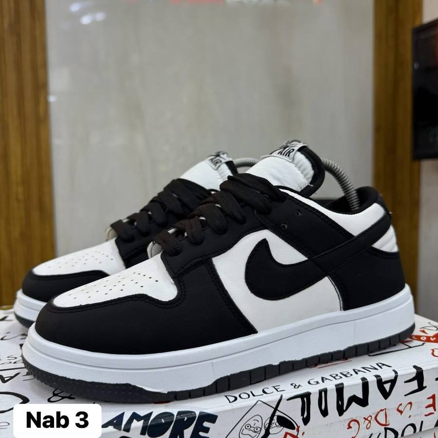 NIKE (1001)